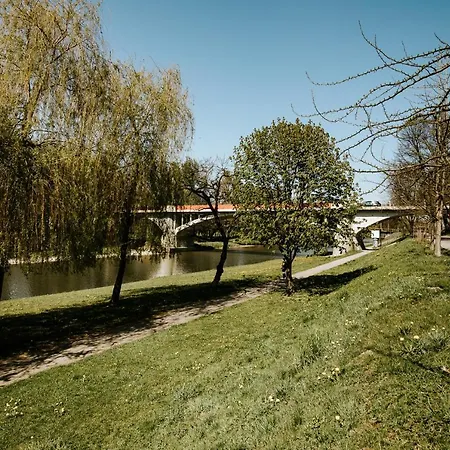 River Side Nr 15 Apartment *