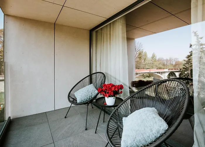 River Side Nr 15 Apartment *